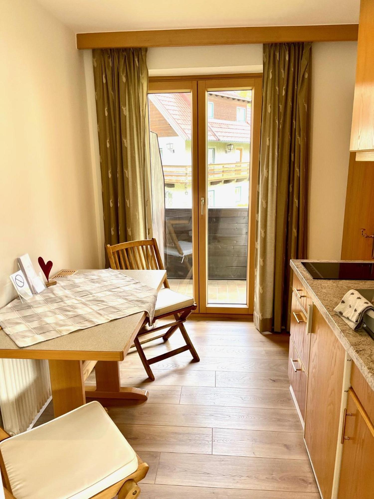 Gastuna Suites Bad Hofgastein Ngoại thất bức ảnh